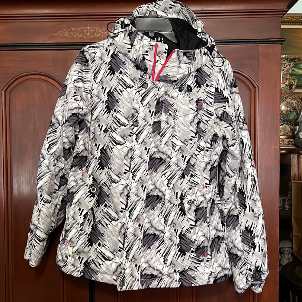 The North Face Cryptic Sample Rare One Of A Kind  Coat Print Design Size Medium